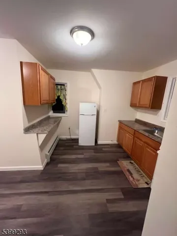 $1,550 | 379 21st Street, Irvington, NJ 07111