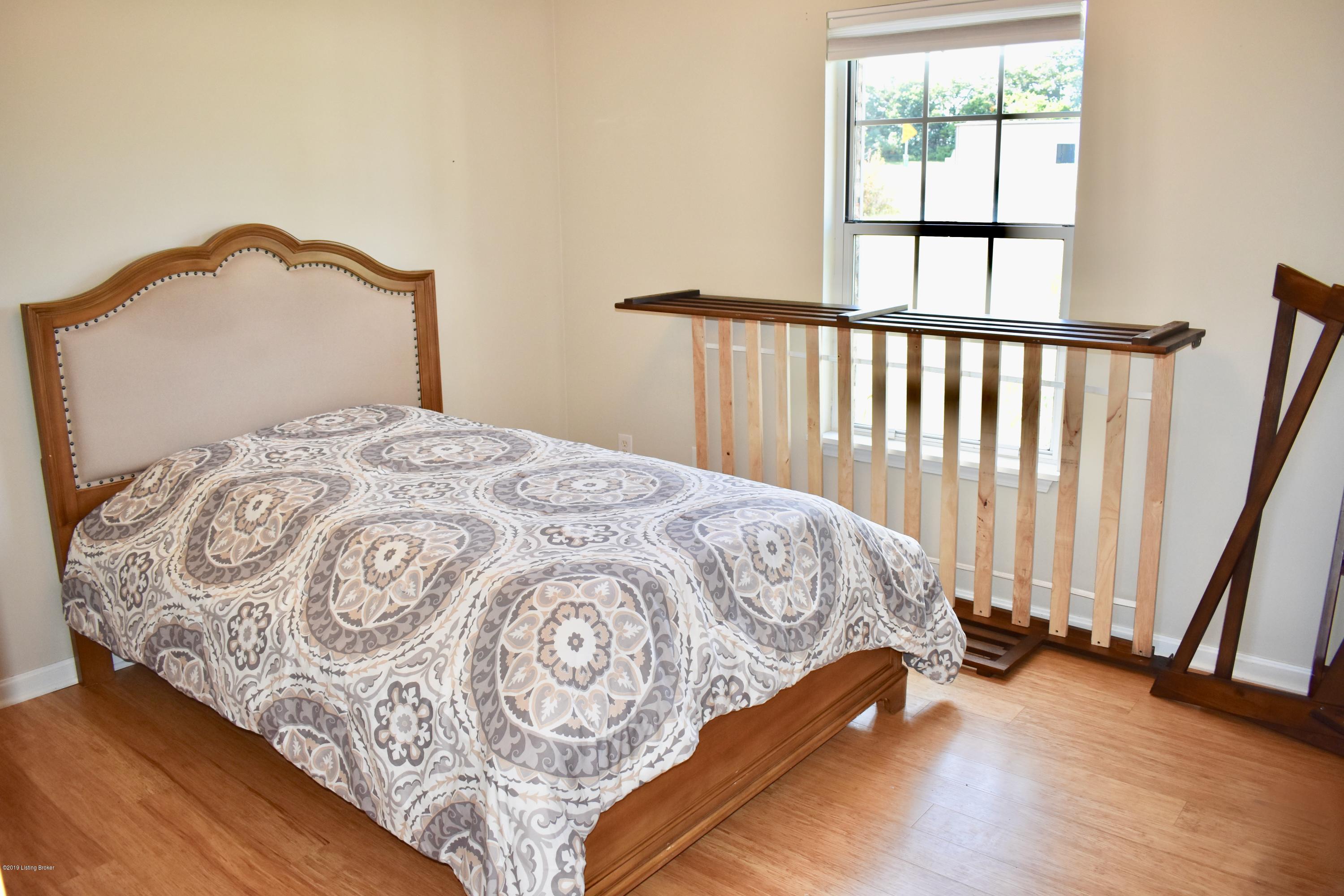 6850 Shepherdsville Road Elizabethtown, KY 42701 - Photo 15 of 44 HOUSE #1- Bedroom #3