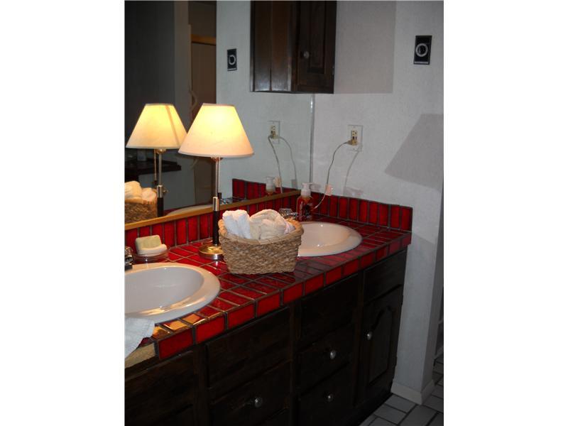 72 Herbst Road Coraopolis, PA 15108 - Photo 14 of 24 Master Bath/Spa.
