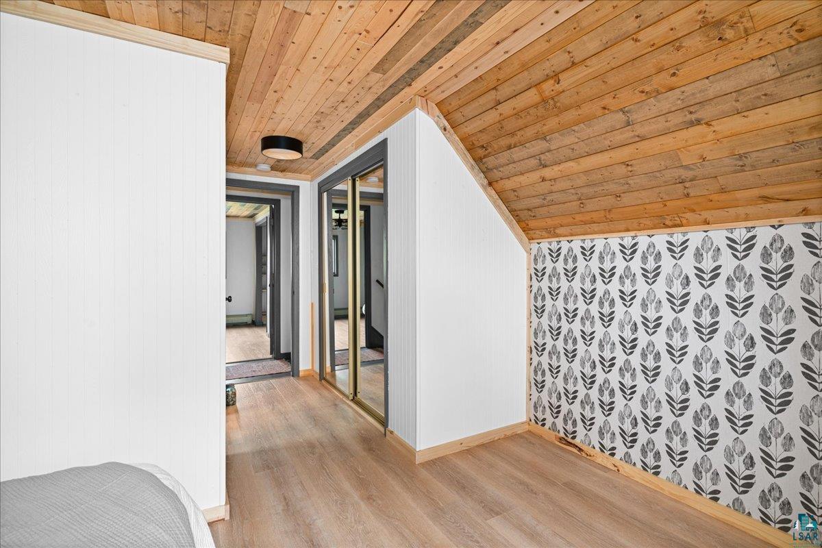 5923 North Shore Drive Duluth, MN 55804 - Photo 15 of 38