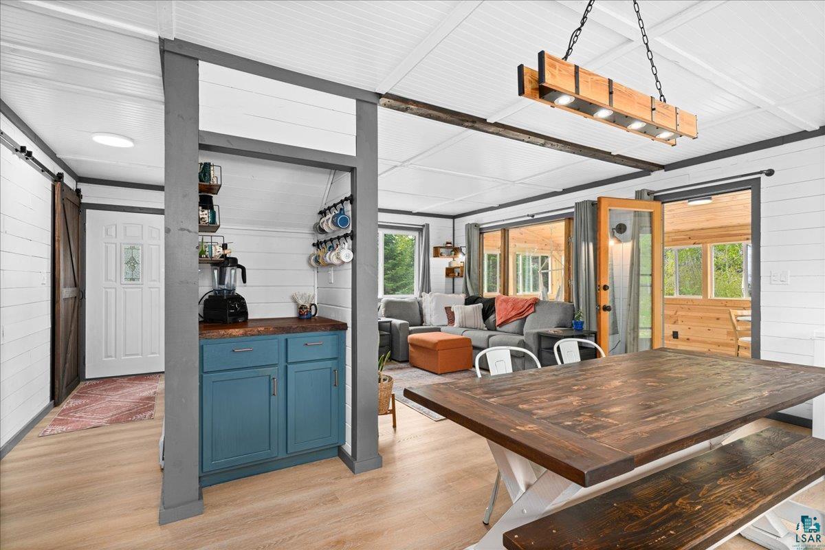 5923 North Shore Drive Duluth, MN 55804 - Photo 2 of 38