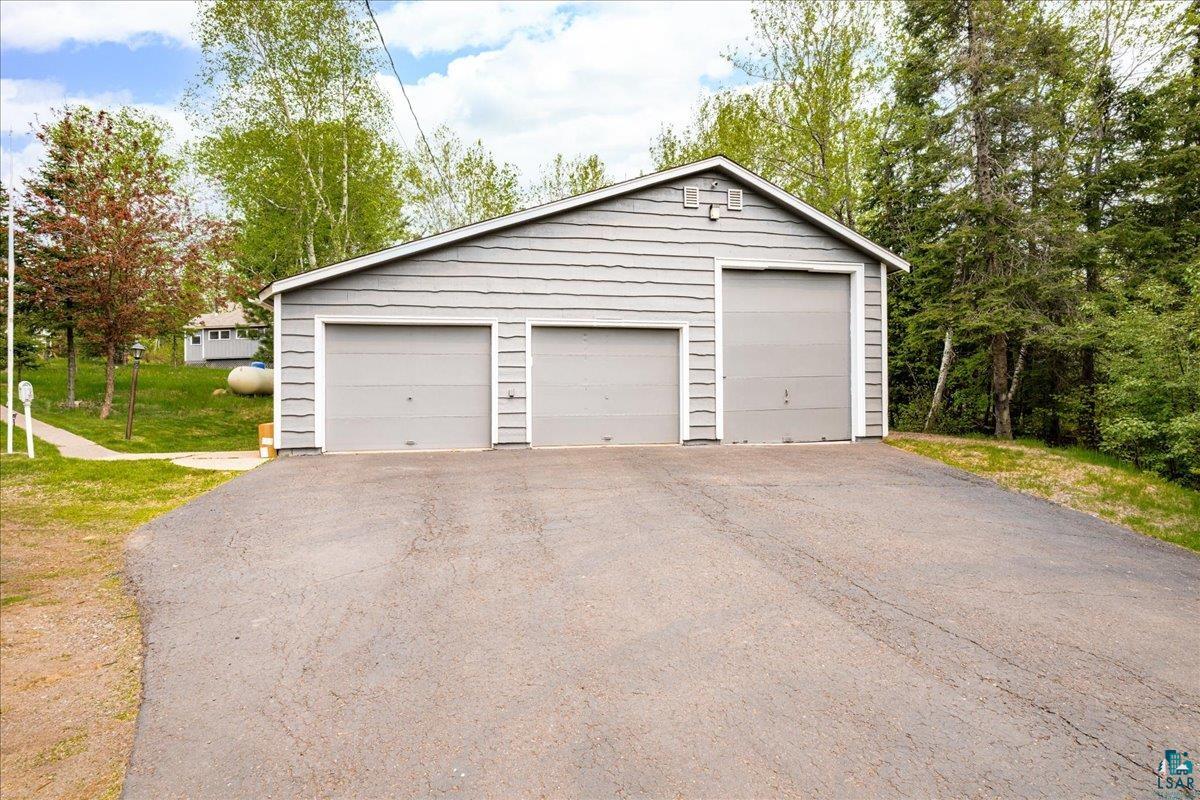 5923 North Shore Drive Duluth, MN 55804 - Photo 23 of 38