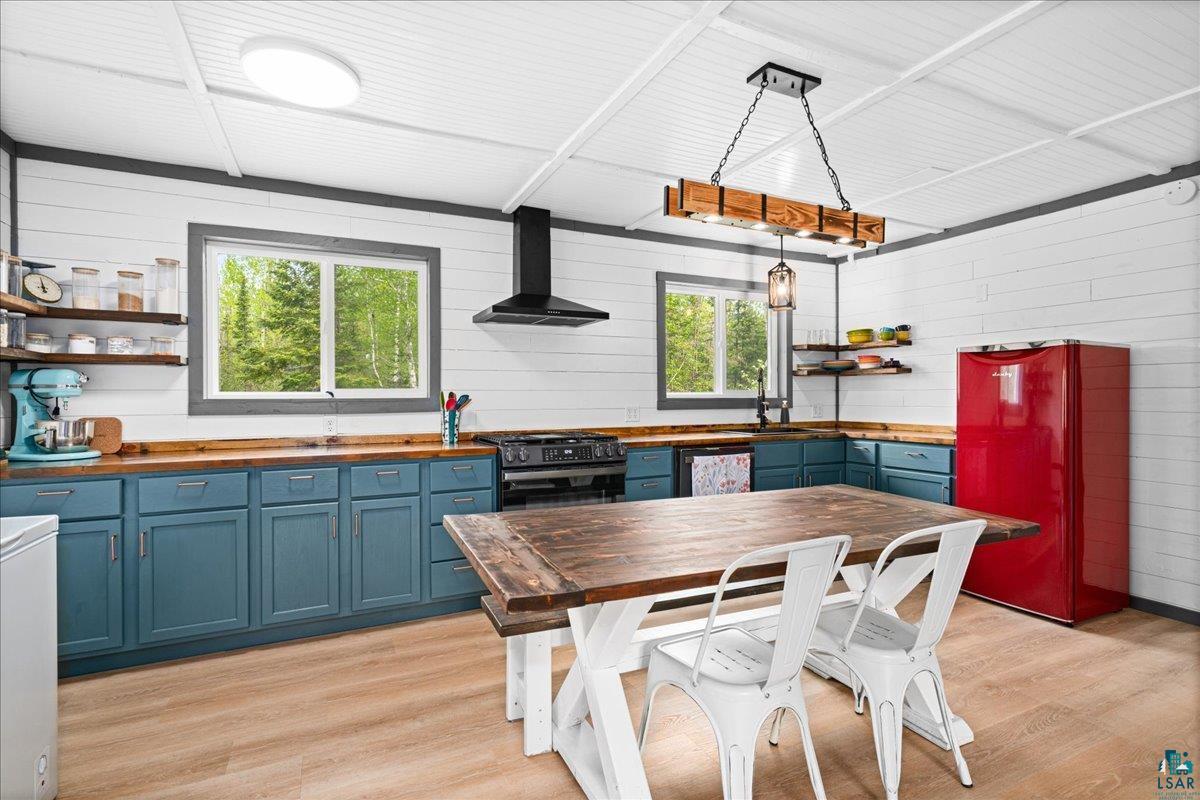 5923 North Shore Drive Duluth, MN 55804 - Photo 5 of 38