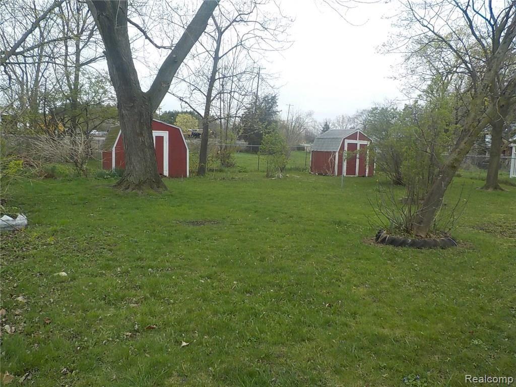11716 Lennon Road Lennon, MI 48449 - Photo 23 of 23 DSCN0526.JPG