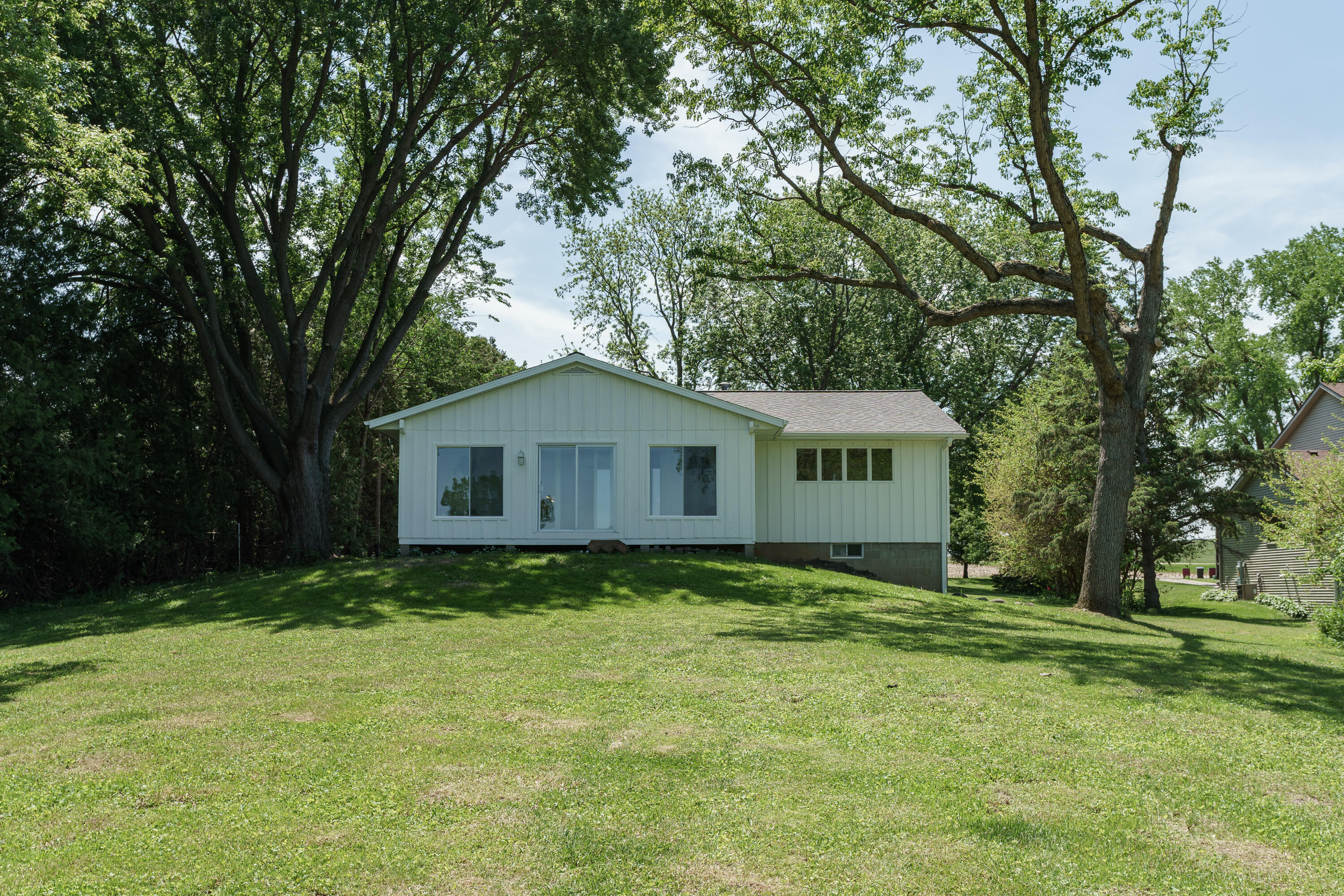 W4428 East Lakeview Road Hustisford, WI 53034 - Photo 12 of 64 12