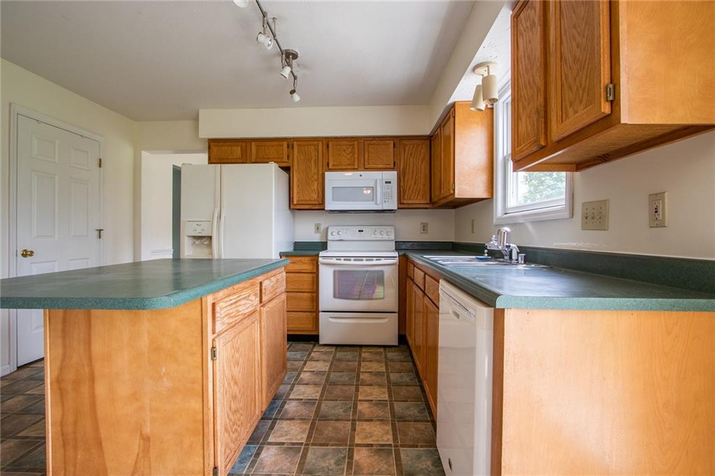 871 Six Pine Ranch Road Batesville, IN 47006 - Photo 11 of 29