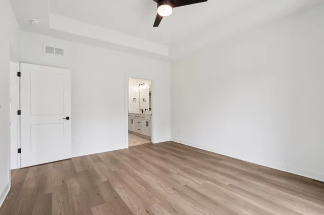 $599,900 | 2117 Bluestem Drive, Unit 202, Waukesha, WI 53188