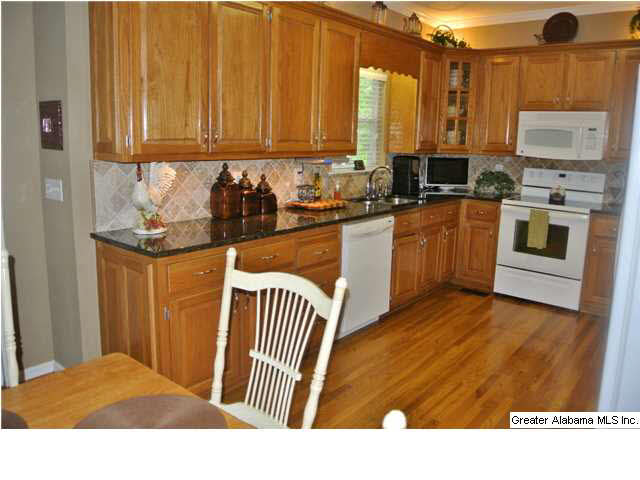 7518 Aspen Ridge Drive Pinson, AL 35126 - Photo 2 of 32