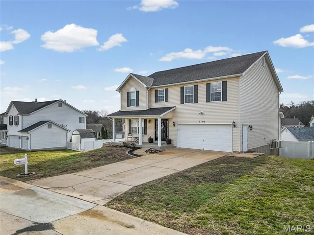 $450,000 | 2790 Kings Crossing Drive, Barnhart, MO 63012