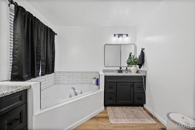 $450,000 | 2790 Kings Crossing Drive, Barnhart, MO 63012