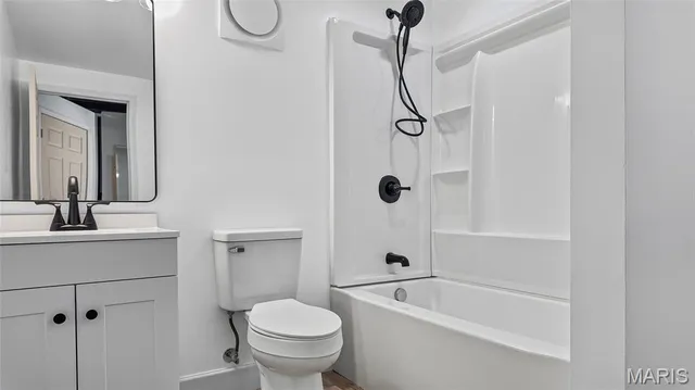 $450,000 | 2790 Kings Crossing Drive, Barnhart, MO 63012