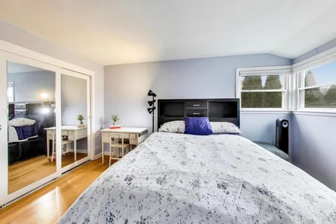 $575,000 | 713 South William Street, Mount Prospect, IL 60056