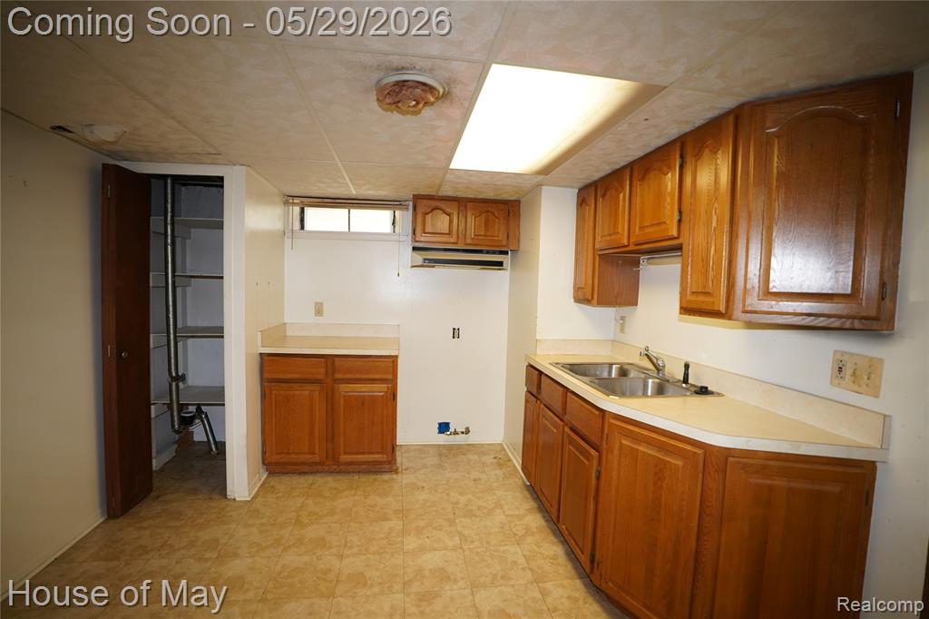 18233 Ruth Street Melvindale, MI 48122 - Photo 12 of 17
