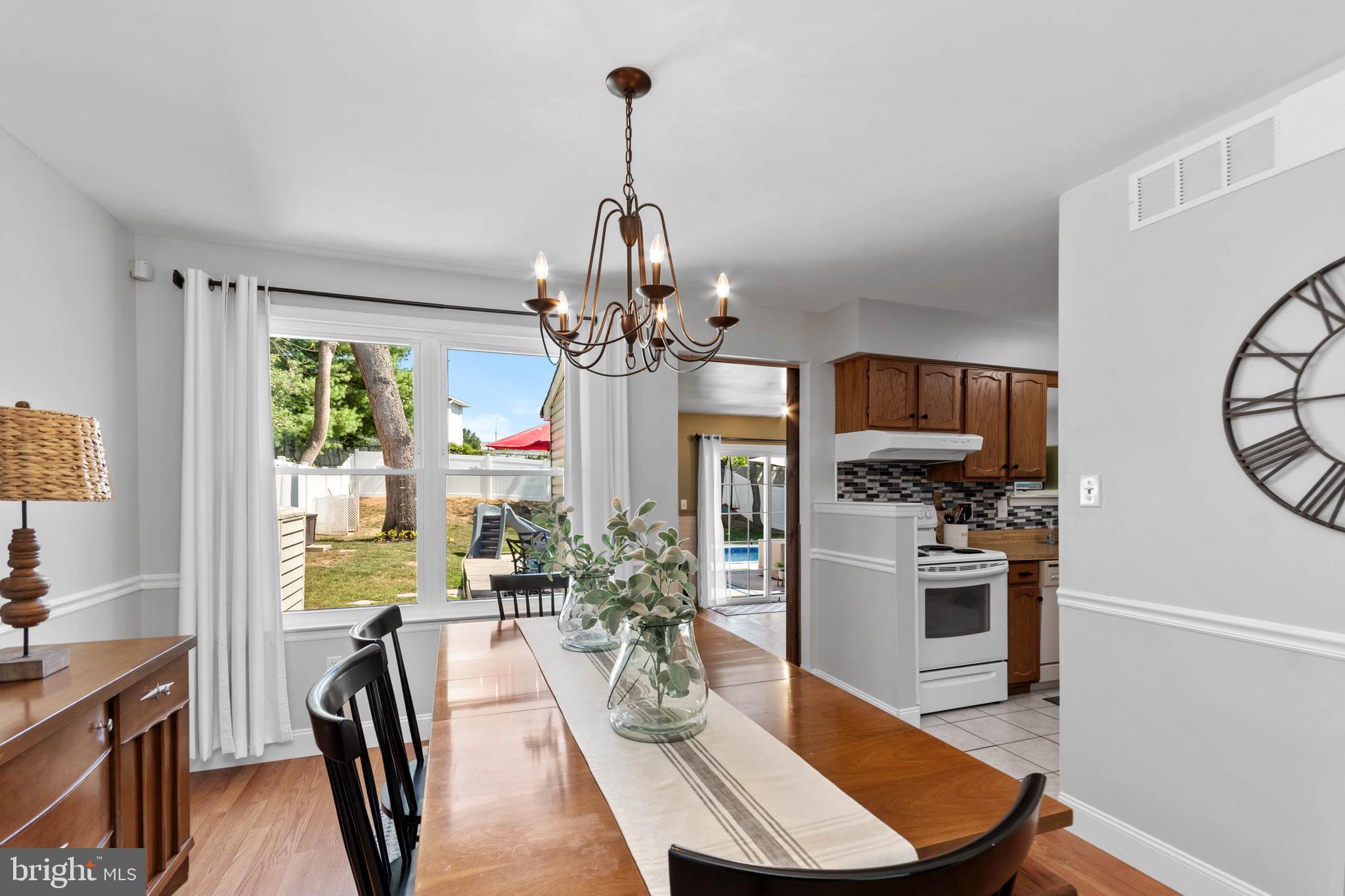 25 Leanne Drive Sicklerville, NJ 08081 - Photo 10 of 41