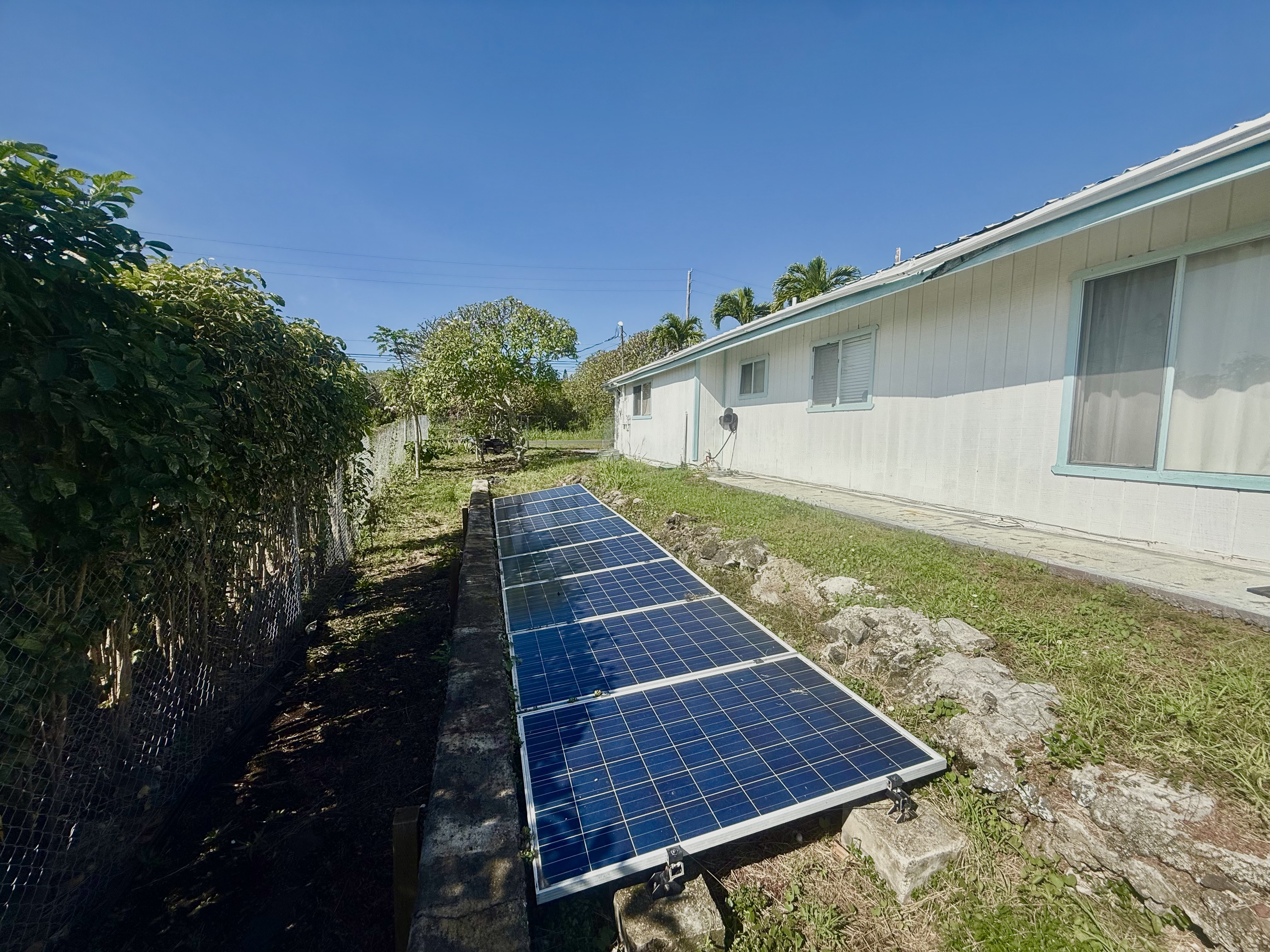 94-1726 Wakea Avenue Naalehu, HI 96772 - Photo 20 of 30 a view of a backyard with sitting area