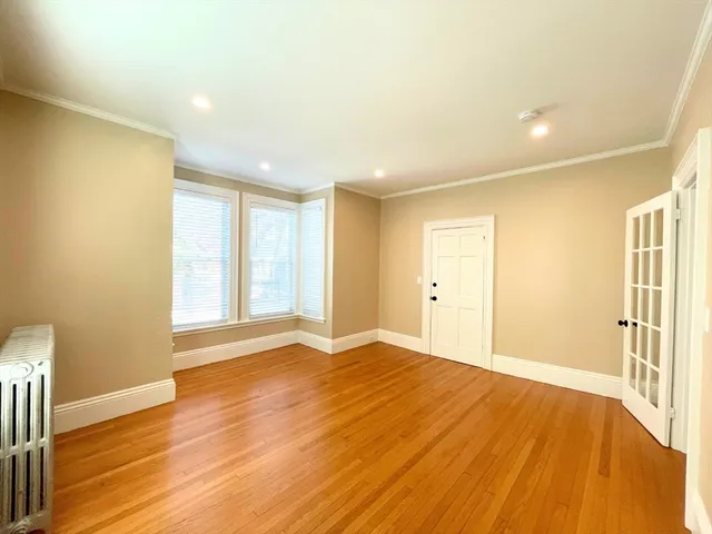 $2,500 | 12 Briggs Street, Unit 1, Salem, MA 01970