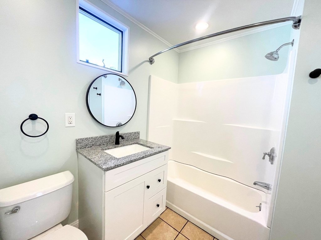 12 Briggs Street, Unit 1 Salem, MA 01970 - Photo 15 of 24