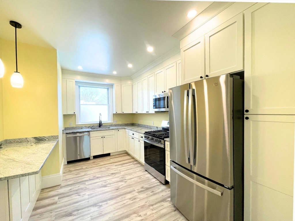 12 Briggs Street, Unit 1 Salem, MA 01970 - Photo 10 of 24