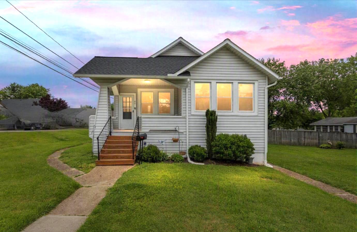 40 Hampton Road Linthicum Heights, MD 21090 - Photo 31 of 37 Charming home with a sunset glow to call your own