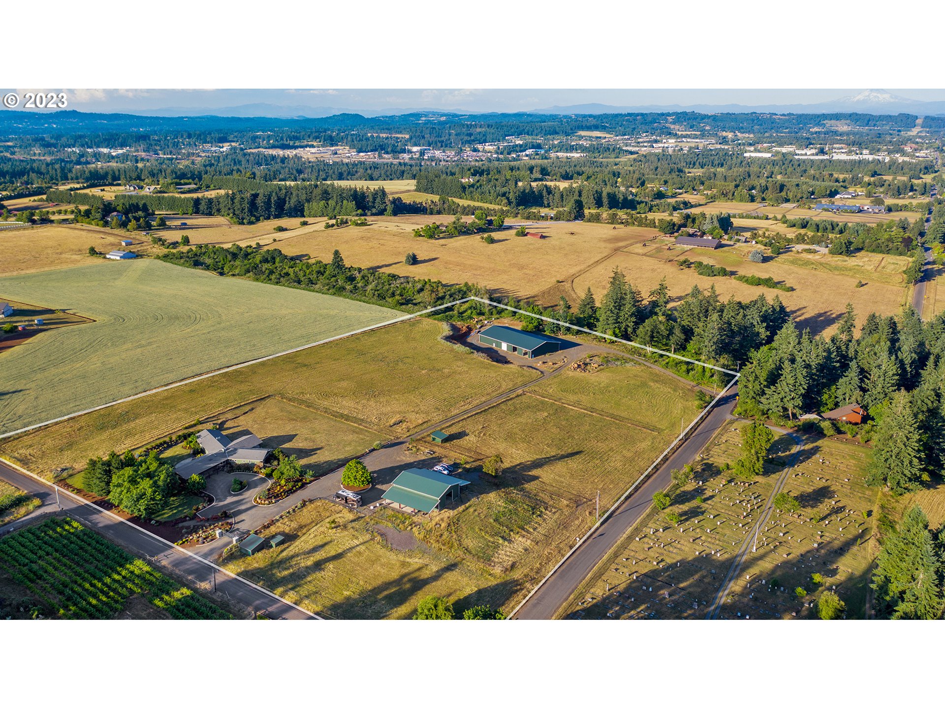 14315 Southwest Westfall Road Sherwood, OR 97140 - Photo 3 of 45 a view of a city