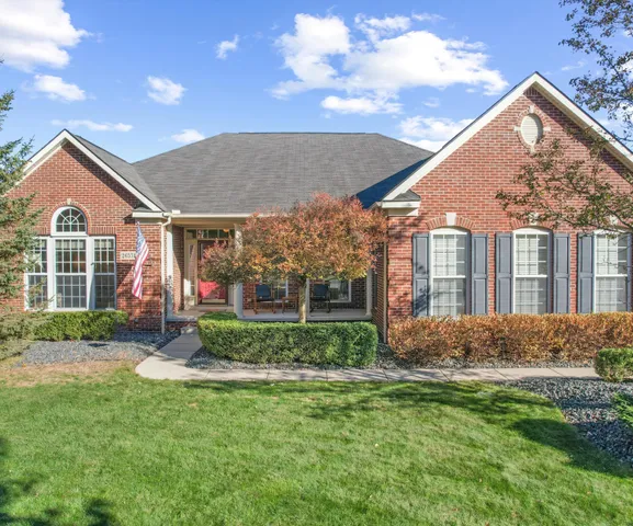 $667,900 | 26574 Blackwood Court, South Lyon, MI 48178