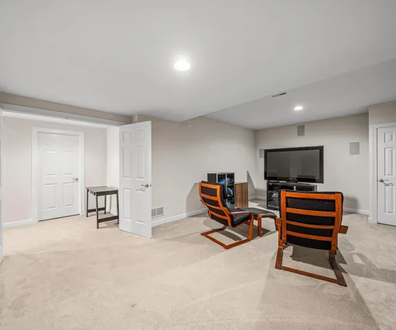 $667,900 | 26574 Blackwood Court, South Lyon, MI 48178