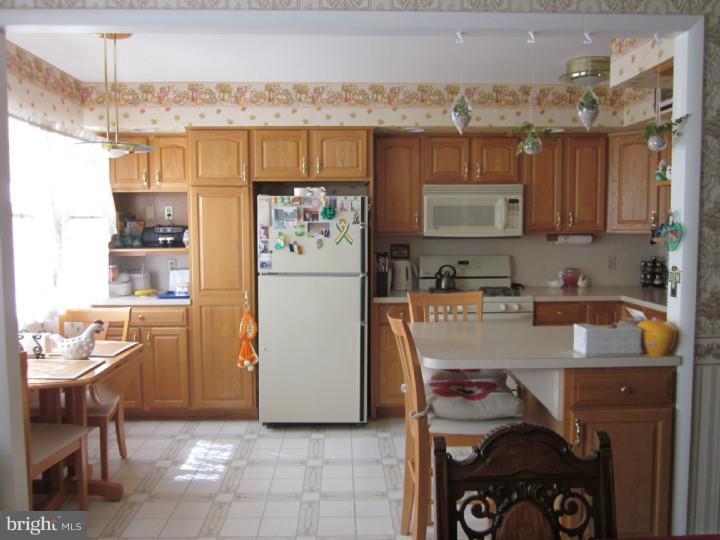 3584 Teton Road Philadelphia, PA 19154 - Photo 7 of 24