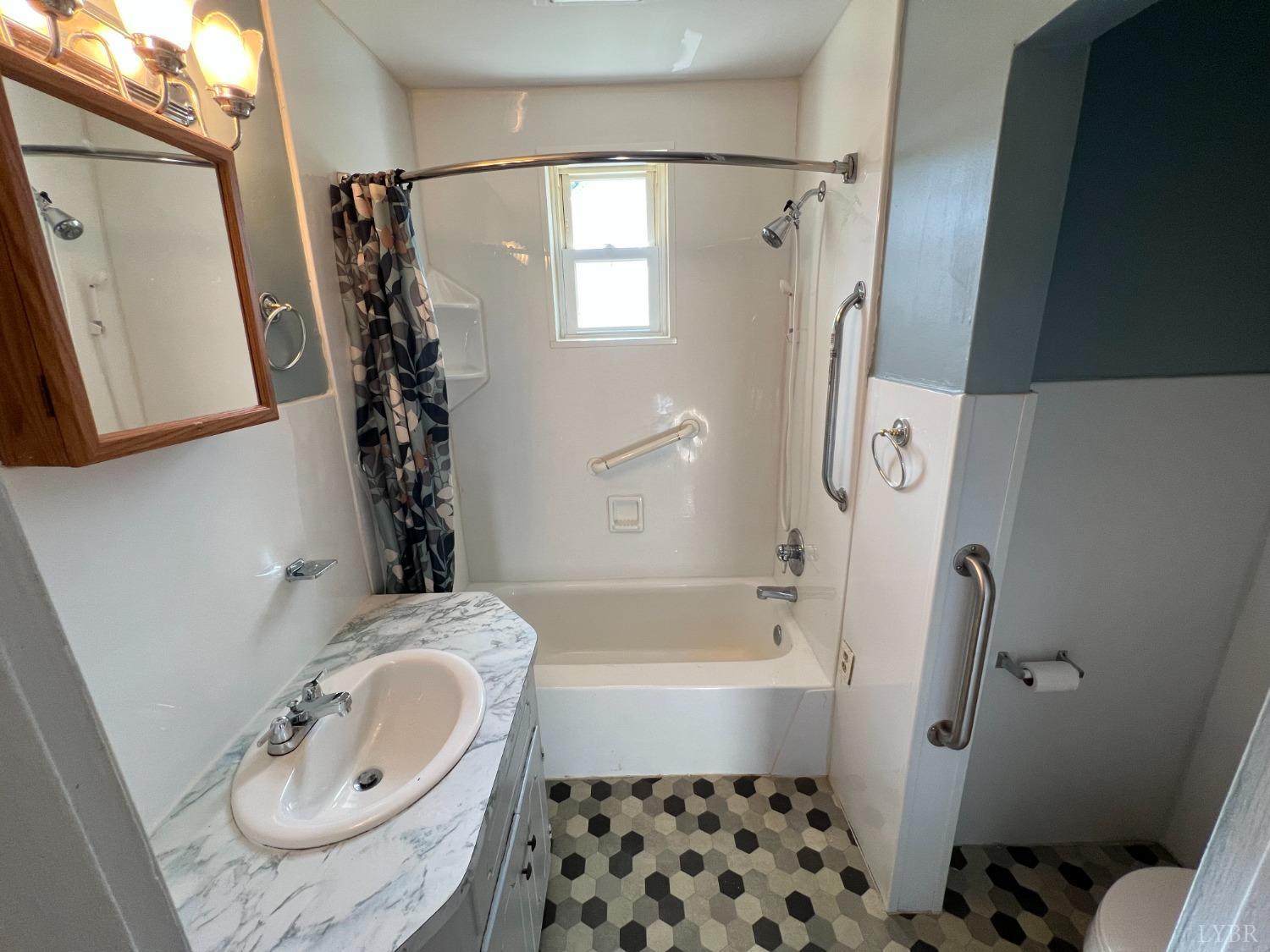 129 Pine Street Amherst, VA 24521 - Photo 34 of 34 Gallery Image 34