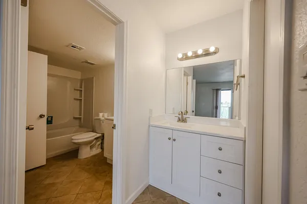 $1,650 | 5757 West Eugie Avenue, Unit 1038, Glendale, AZ 85304