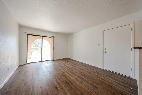 $1,650 | 5757 West Eugie Avenue, Unit 1038, Glendale, AZ 85304