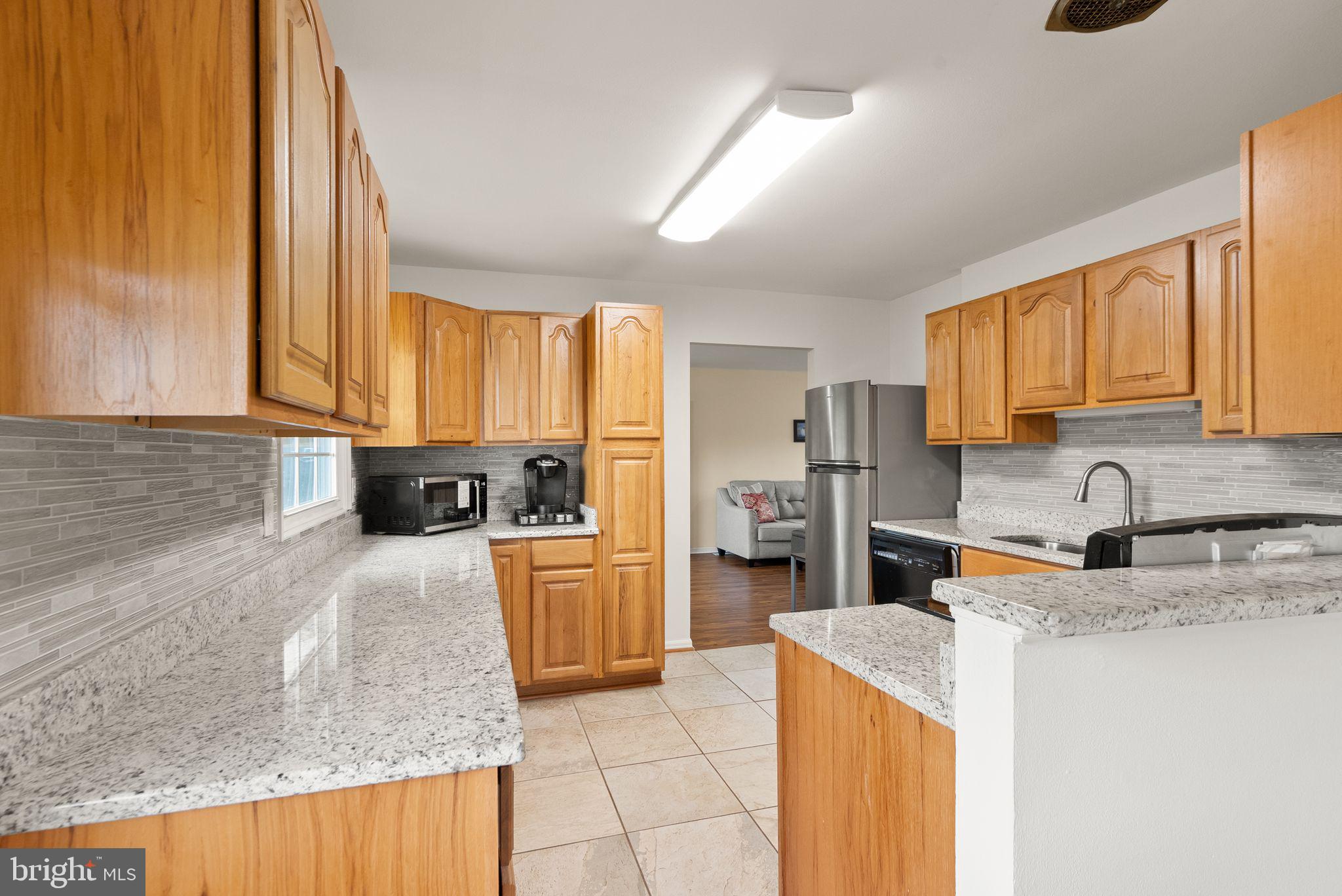 514 West Nettle Tree Road Sterling, VA 20164 - Photo 16 of 49