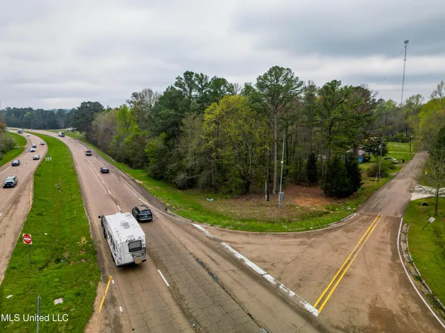 $305,000 | 49 S Highway, Florence, MS 39073