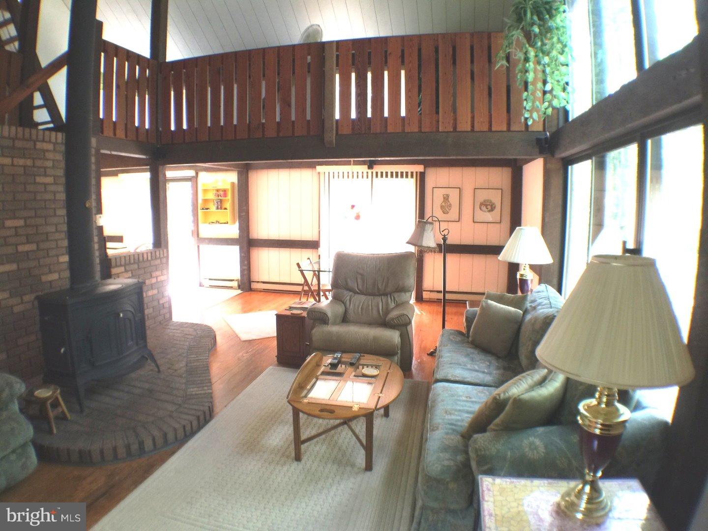 291 Medford Lakes Road Tabernacle, NJ 08088 - Photo 4 of 23 Living Room