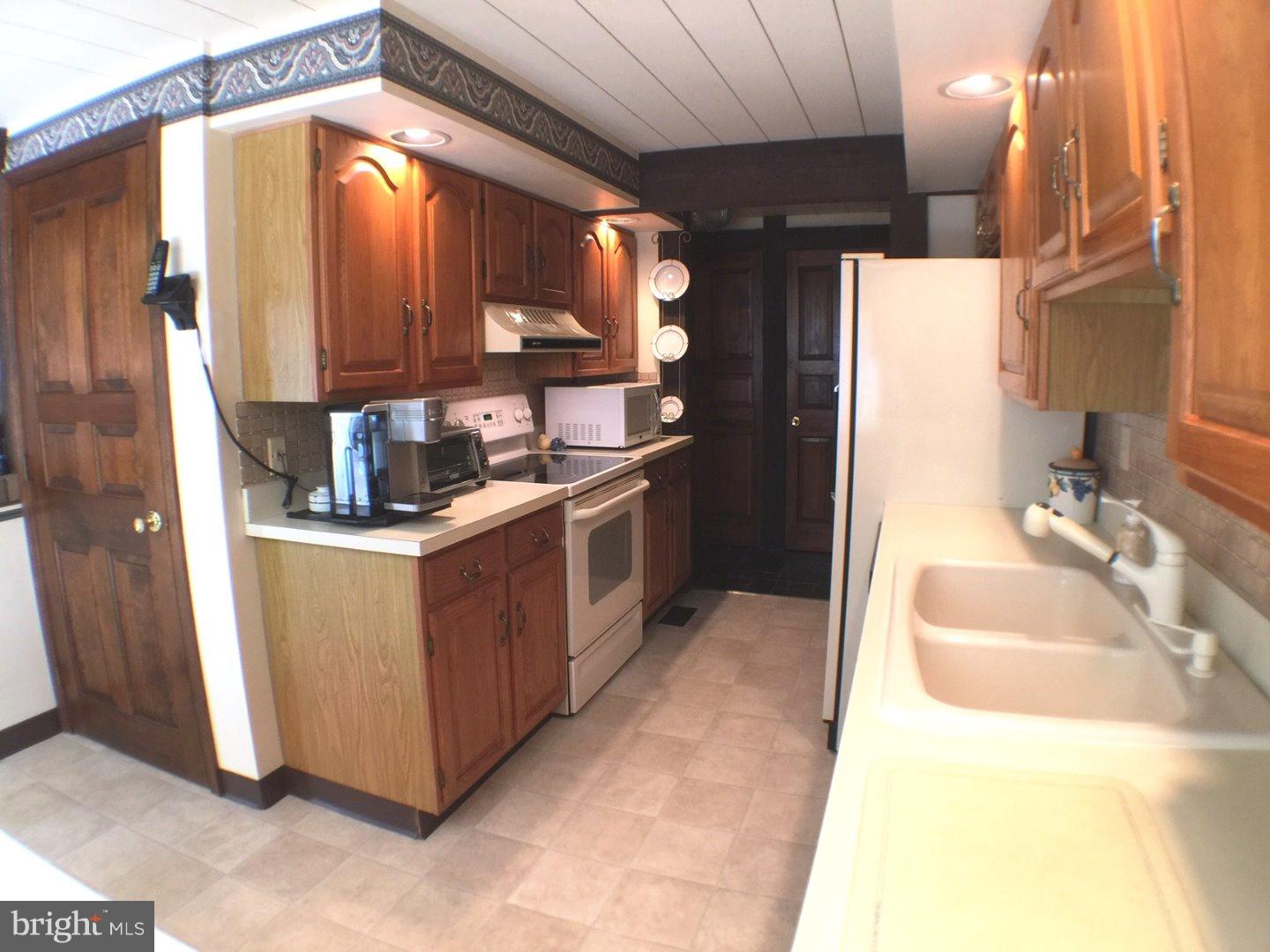 291 Medford Lakes Road Tabernacle, NJ 08088 - Photo 9 of 23 Kitchen