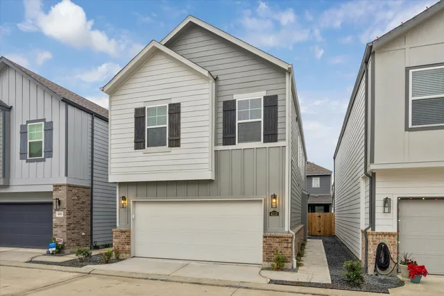 $2,550 | 4113 Fig Grv Street, Houston, TX 77080