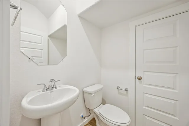 $2,550 | 4113 Fig Grv Street, Houston, TX 77080