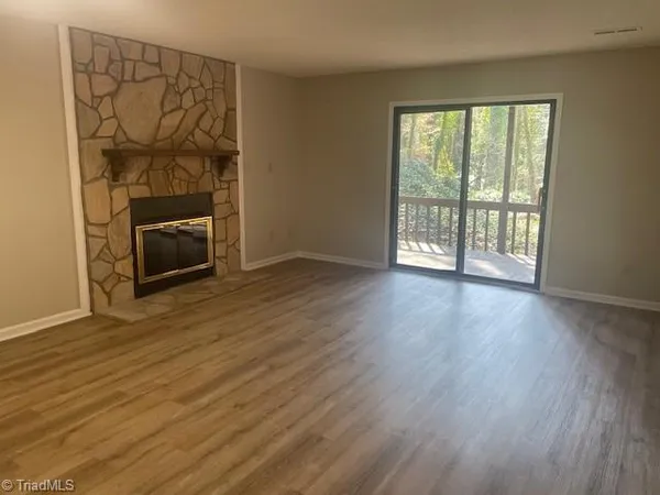 $1,250 | 123 Cloister Oaks Circle, Winston-Salem, NC 27127