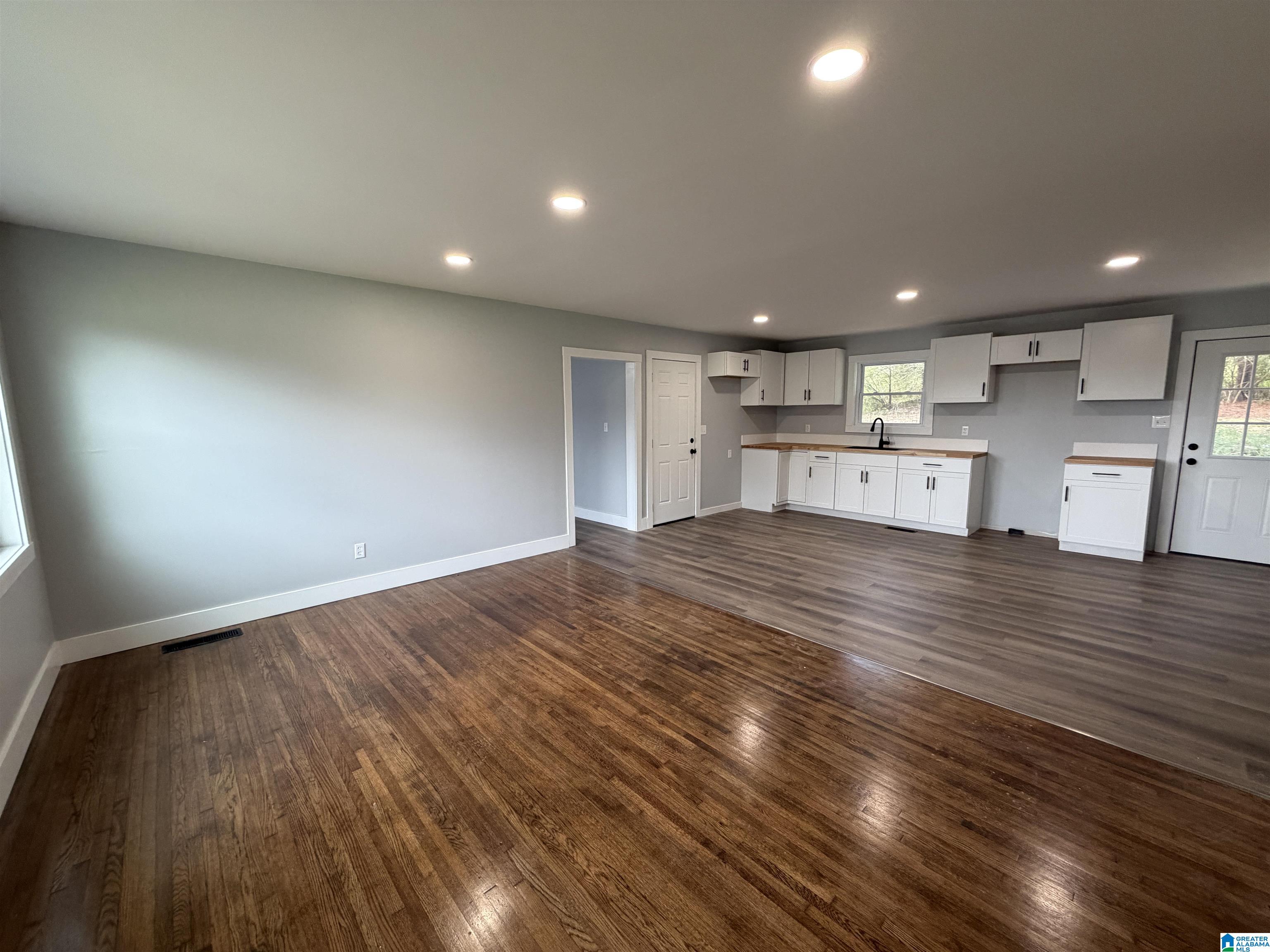 240 Tumblin Road Warrior, AL 35180 - Photo 8 of 28