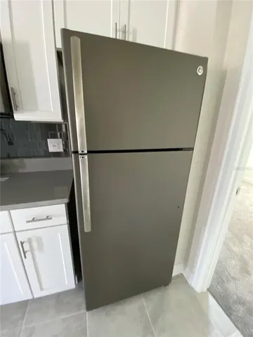 a close up view of a washer and dryer