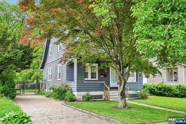 $659,500 | 163 Poplar Avenue, Hackensack, NJ 07601