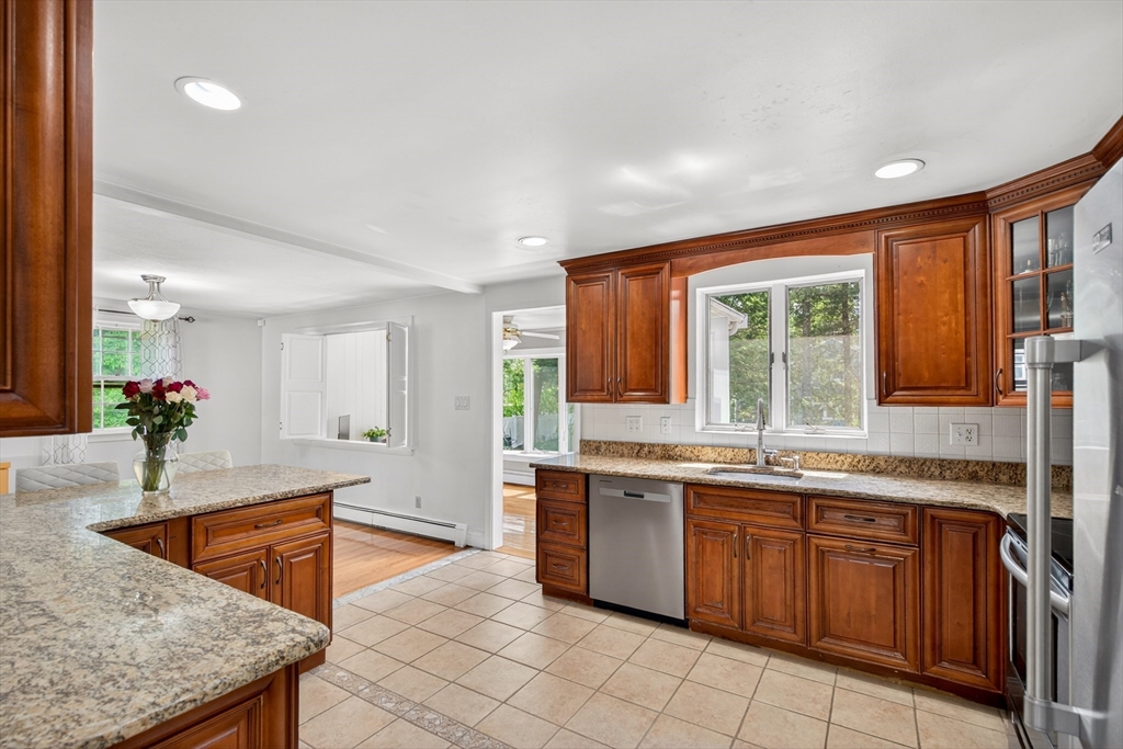16 Stockdale Road Needham, MA 02492 - Photo 8 of 38