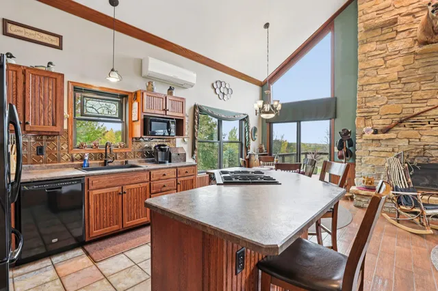 $699,900 | 4700 Hazy Lane, Highland, WI 53543