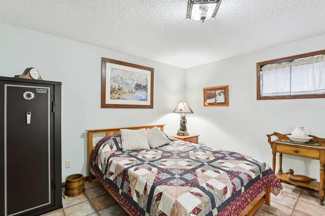 $699,900 | 4700 Hazy Lane, Highland, WI 53543