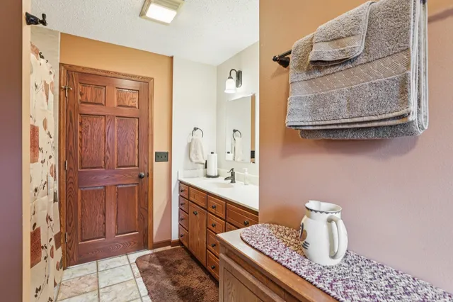 $699,900 | 4700 Hazy Lane, Highland, WI 53543