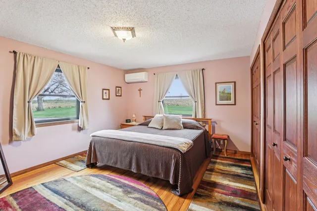 $699,900 | 4700 Hazy Lane, Highland, WI 53543