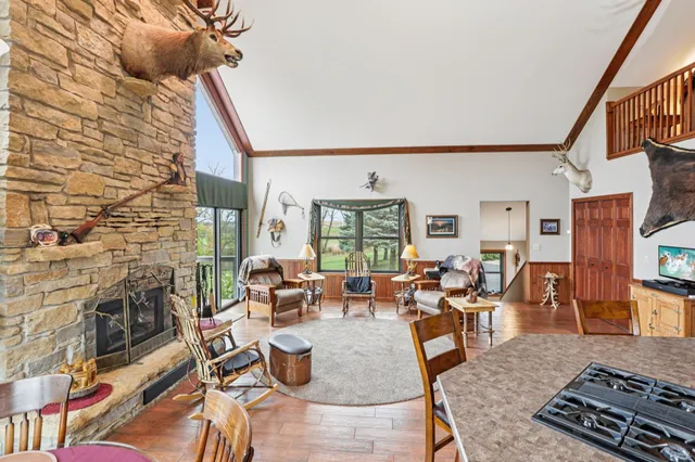 $699,900 | 4700 Hazy Lane, Highland, WI 53543