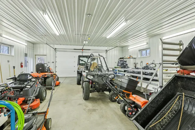 $699,900 | 4700 Hazy Lane, Highland, WI 53543