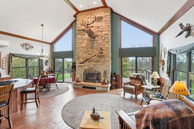 $699,900 | 4700 Hazy Lane, Highland, WI 53543