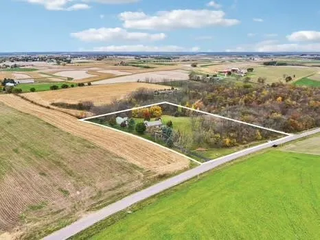 $699,900 | 4700 Hazy Lane, Highland, WI 53543
