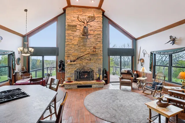 $699,900 | 4700 Hazy Lane, Highland, WI 53543